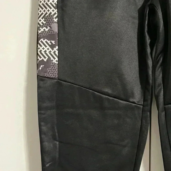 Encrypted Drawstring Fleece Joggers - Picture 6 of 12